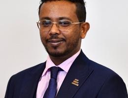 العميل Muamer Awad Wedaa