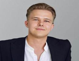 العميل Rafal Rinkevicius