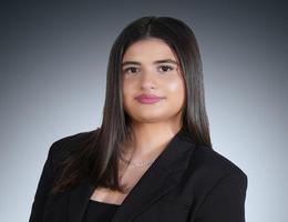 العميل Leah Mort