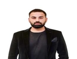 العميل Arslan Hussain