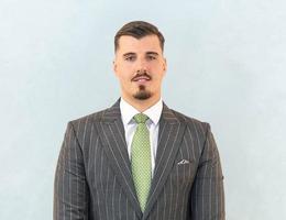 العميل Michael Platt
