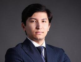 العميل Alisher Sattorov