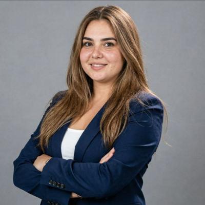 Agent Nina alnassar