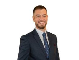 العميل Macaulay Walker