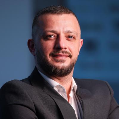 العميل Naser Mohamad