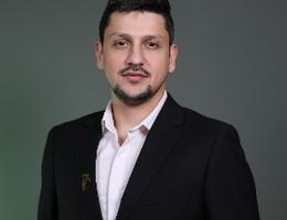 العميل Bardia Soltani