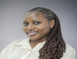 العميل Phionah Mbabazi