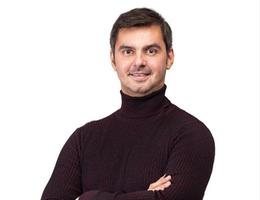 العميل Denis Zhonochin