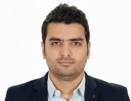 العميل Muhammad Zeeshan Khan