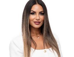 Agent Isis El Khoury