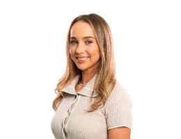 Agent Robyn Winstanley