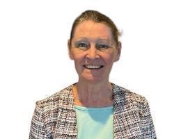 Agent Lorna Davies