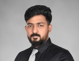 العميل RAHUL DAVIS