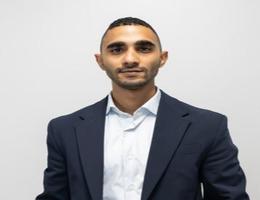العميل Omar Ahmad