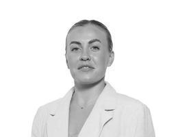 Agent April Pearson