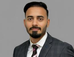 العميل Asad Akbar