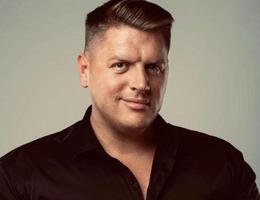 العميل Tamas Vegel