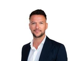 Agent Jonas Browne