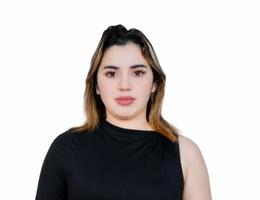 Agent Zineb El Hiaj