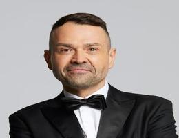 العميل Adam Dubiella