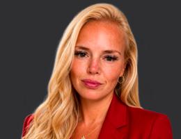 العميل Emily Isbister