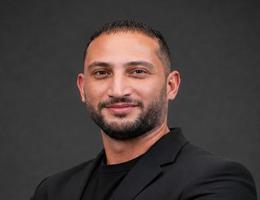 العميل Mohamed Kabrit