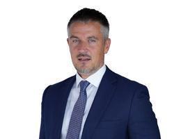 Agent Frank Beerens