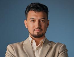 Agent  Makhmudkhuja  Tillakhujaev