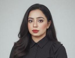 العميل Ayesha Kanwal