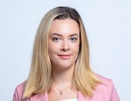 العميل Sarah Chittick