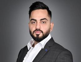 العميل Revti Raman