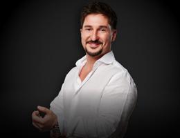 العميل Denis Kazaryan