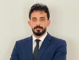 العميل Hussein Riad