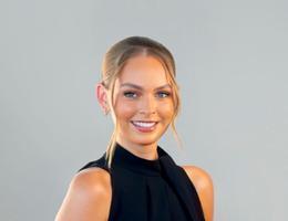 Agent Roisin Carter