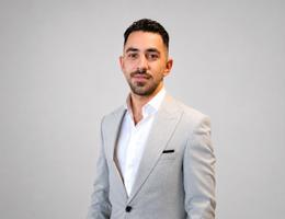 العميل Julian Haddad