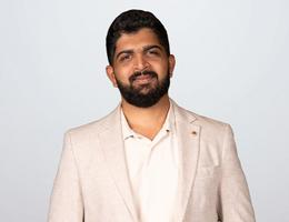 العميل Areeb Haque