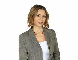 العميل Betty Chamas