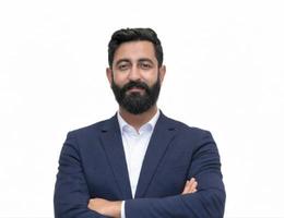 العميل Khizar Ahmed