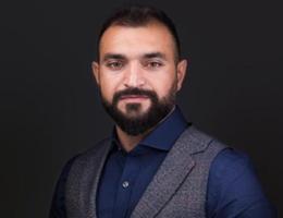 العميل Ali Jafarli