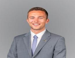 Agent Louis Davies