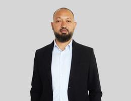العميل Igor Kononov