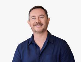 Agent Peter Francis