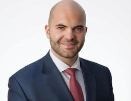 العميل Davide Campi