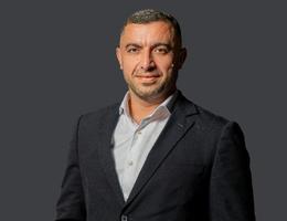 العميل Ahmad Alrifai