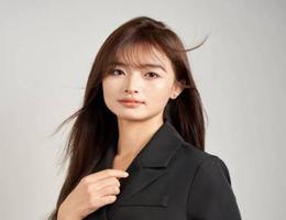 العميل Ginny Hu