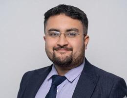 العميل Abishek Sitaula