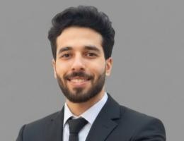 العميل Mustafa Aly