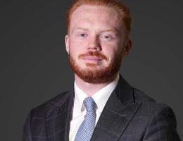 العميل Kevin Heaney