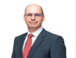 العميل Tamas Bencsik