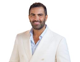 العميل Hisham Medhat